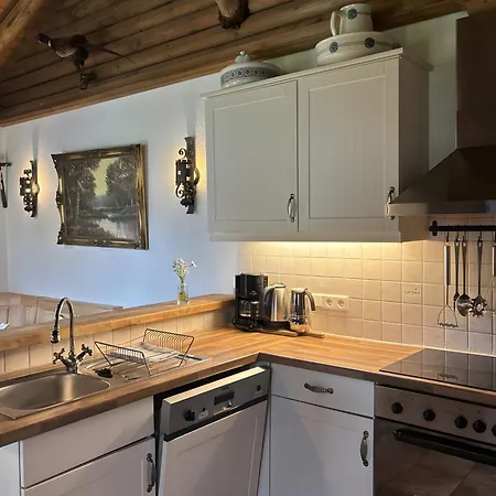 Ferienhaus Blockhaus Schwalbennest *
