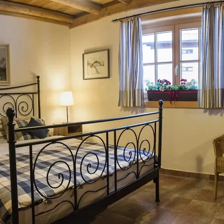 Blockhaus Schwalbennest Ferienhaus Seefeld in Tirol