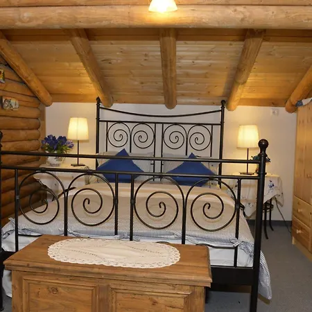 Ferienhaus Blockhaus Schwalbennest