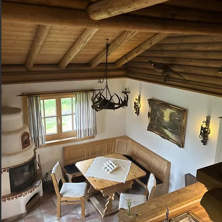 Ferienhaus Blockhaus Schwalbennest Seefeld in Tirol
